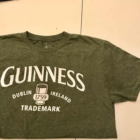 Guinness size Medium T shirt - Picture 3 of 4